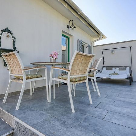 The Doors Boutique Apartments Mosonmagyaróvár Dış mekan fotoğraf
