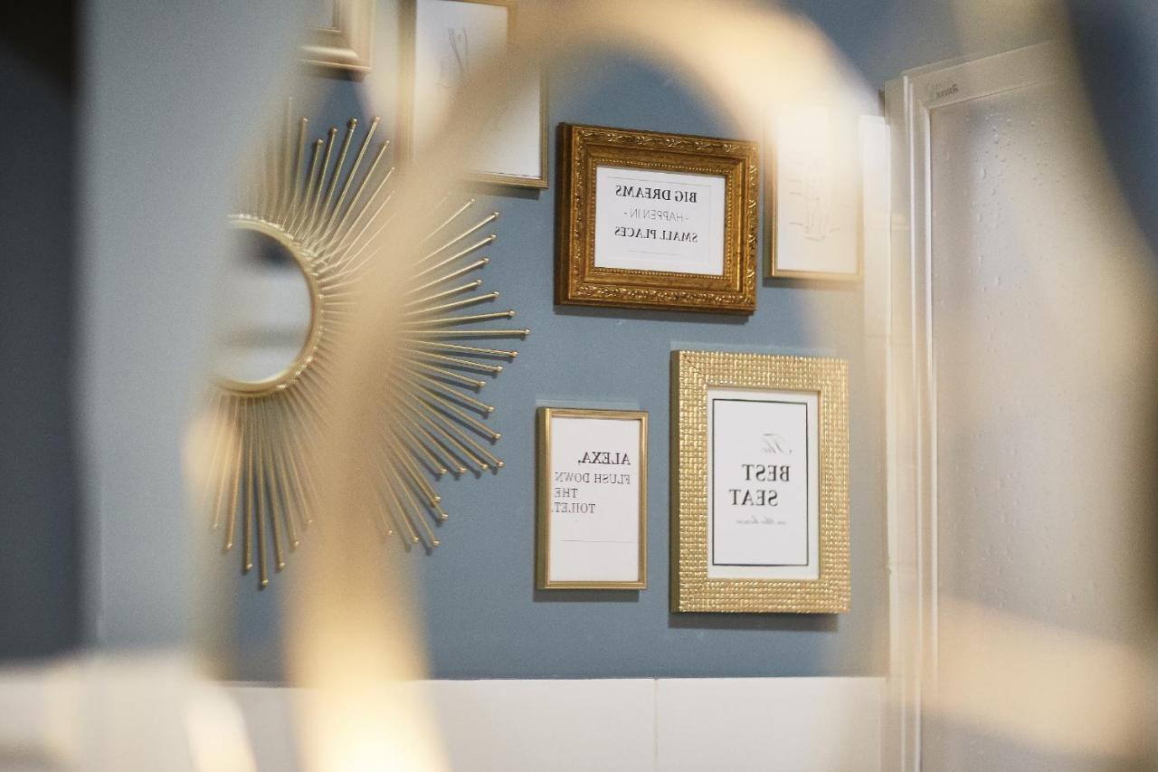 The Doors Boutique Apartments Mosonmagyaróvár Dış mekan fotoğraf